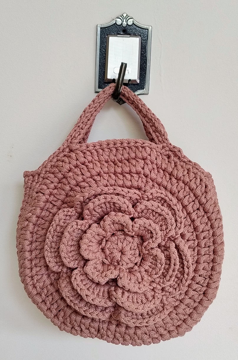 Confeccionada com Fio Náutico